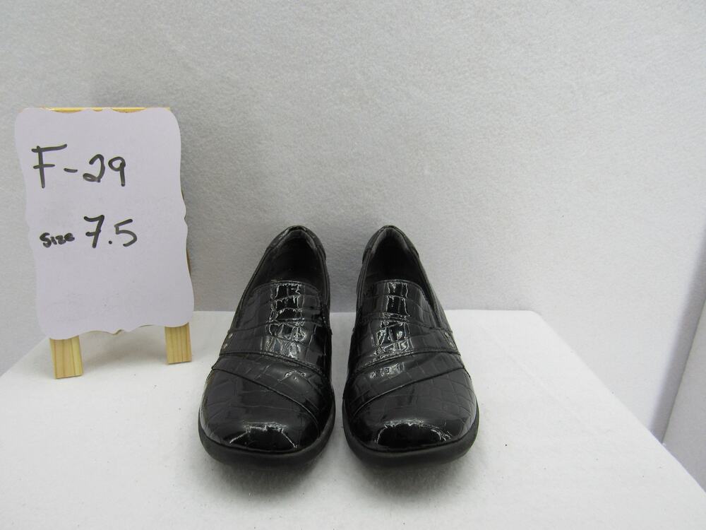 Clarks bendables clogs size7.5
